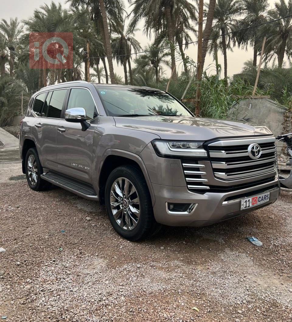 تويوتا لاندكروزر